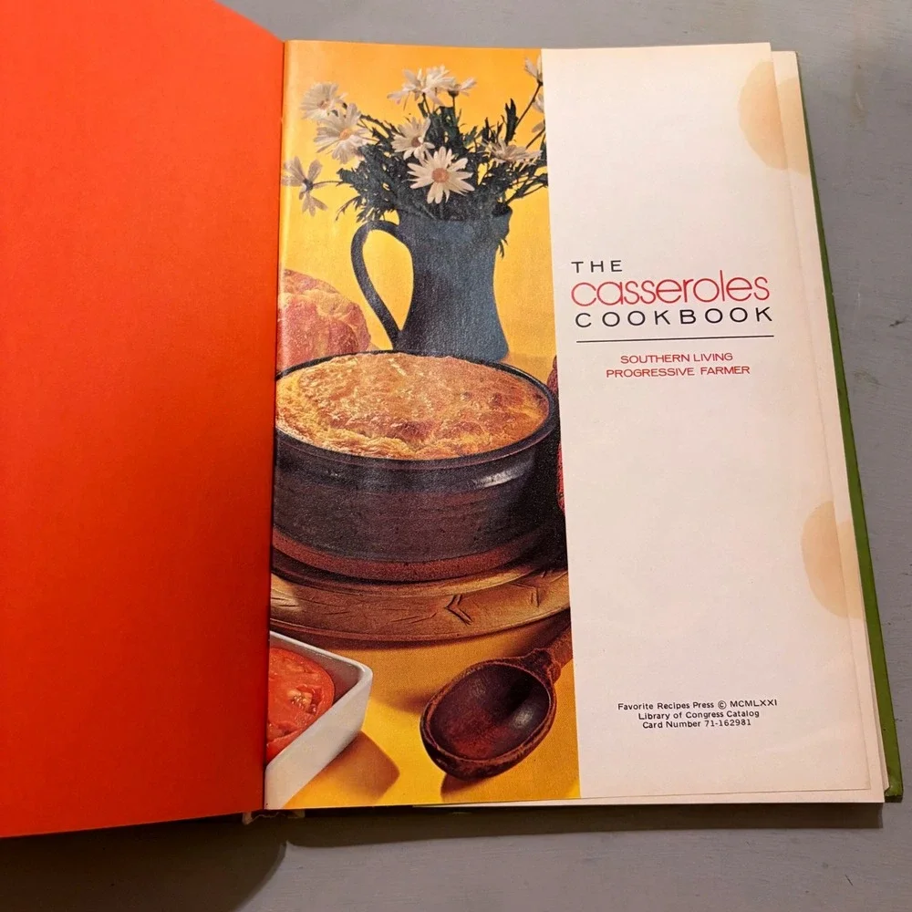 Vtg 1971 Southern Living The Casserole Cookbook Retro Kitchen Decor MCM Kitsch